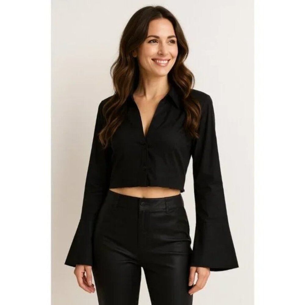 Choosy Cropped Black Button-Down Women's‎ Shirt